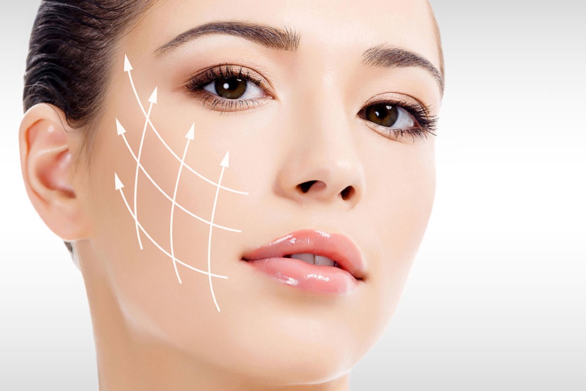 Micro-lipoaspiration du haut des joues